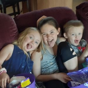 Meet your Posher, Raymond